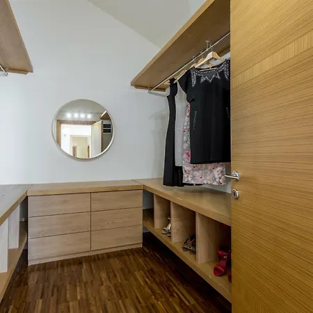 Willa Fox Exclusive *