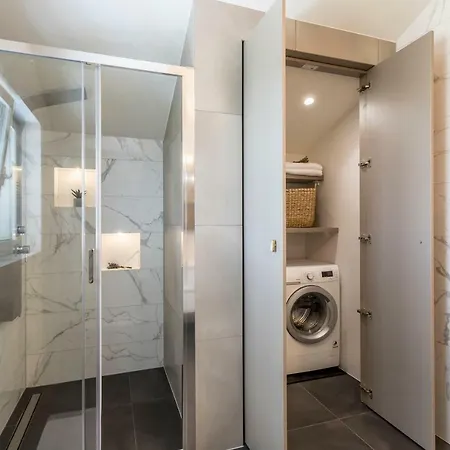 Fox Exclusive Villa *